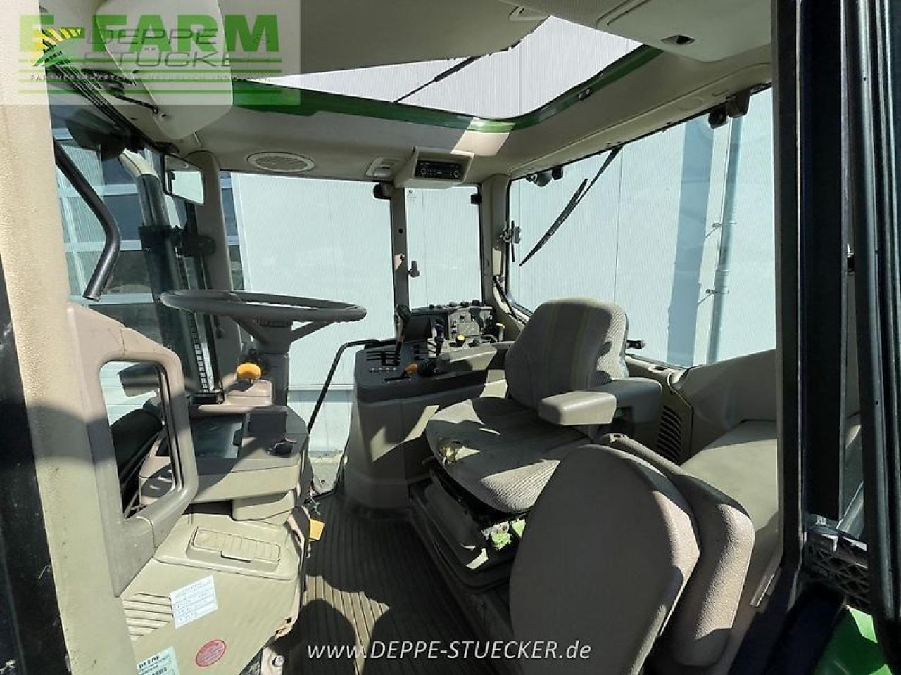 Farm tractor John Deere 6330 standard: picture 9