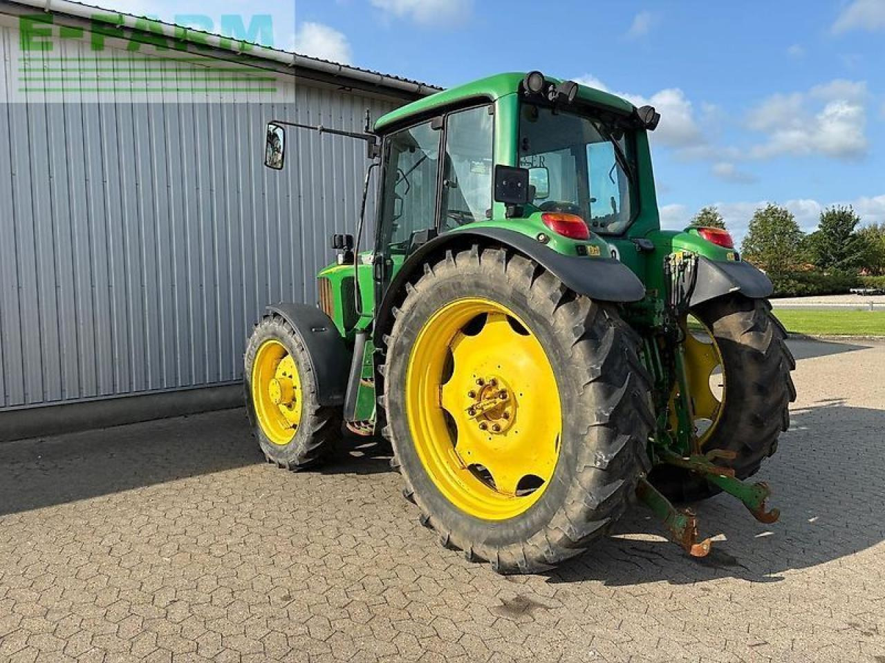 Farm tractor John Deere 6420: picture 14