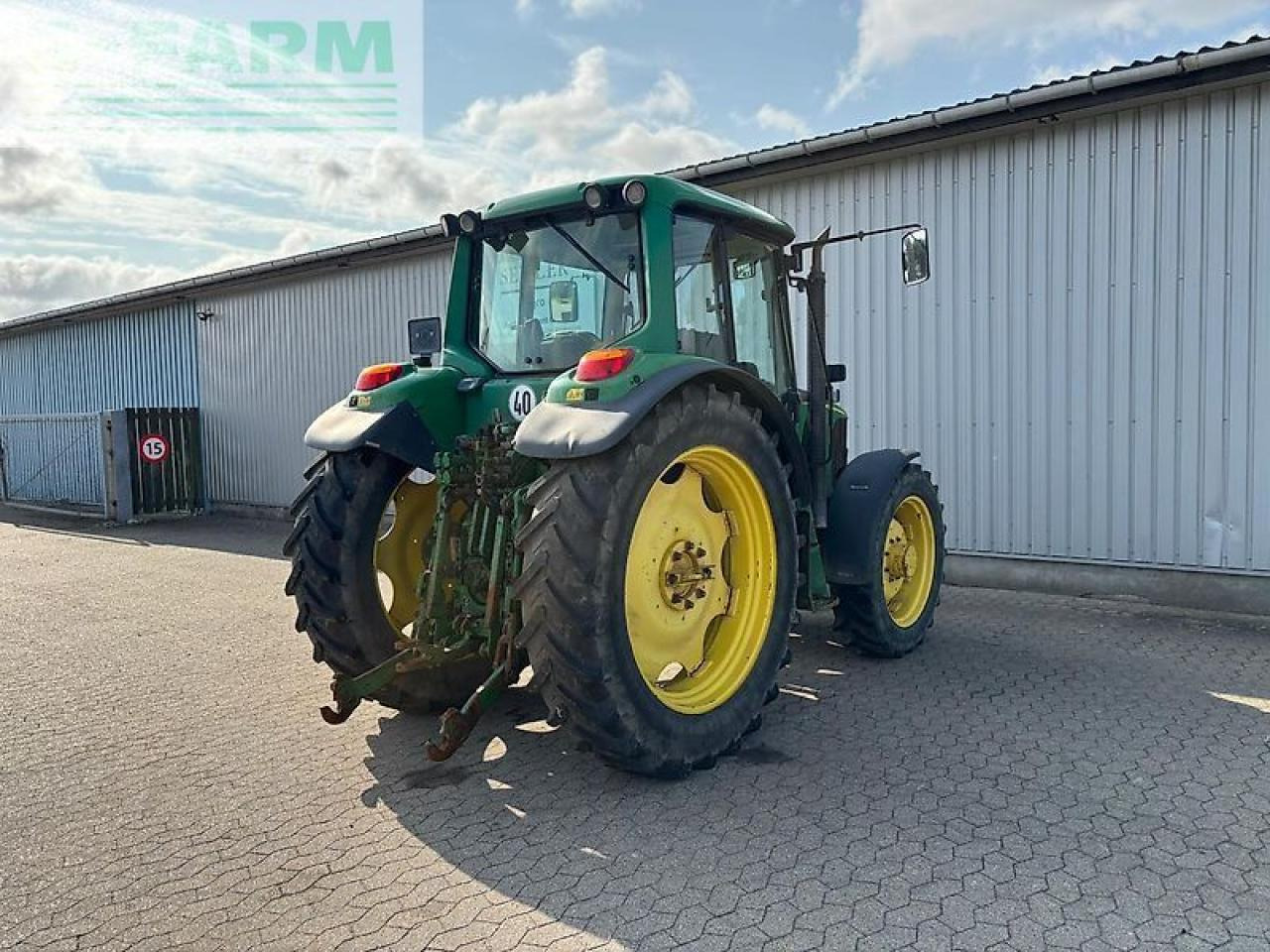 Farm tractor John Deere 6420: picture 13