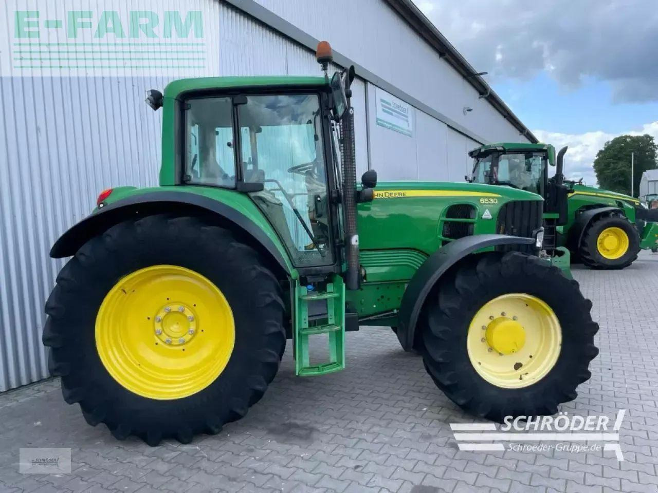 John Deere 6530 - Farm tractor: picture 2 John Deere 6530 - Farm tractor: picture 2