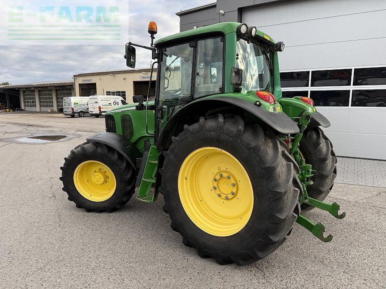 John Deere 6620 premium - Farm tractor: picture 2 John Deere 6620 premium - Farm tractor: picture 2