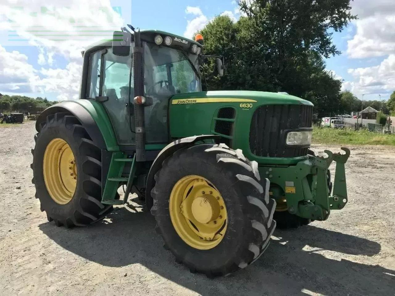 John Deere 6630 premium - Farm tractor: picture 2 John Deere 6630 premium - Farm tractor: picture 2