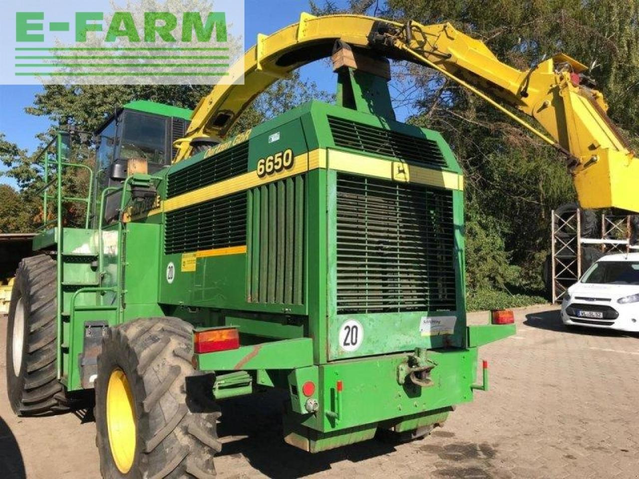 John Deere 6650 - Forage harvester: picture 4 John Deere 6650 - Forage harvester: picture 4