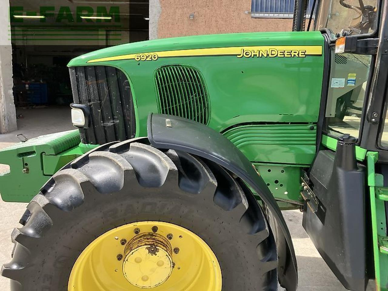 Farm tractor John Deere 6920 s *auto quad*: picture 20