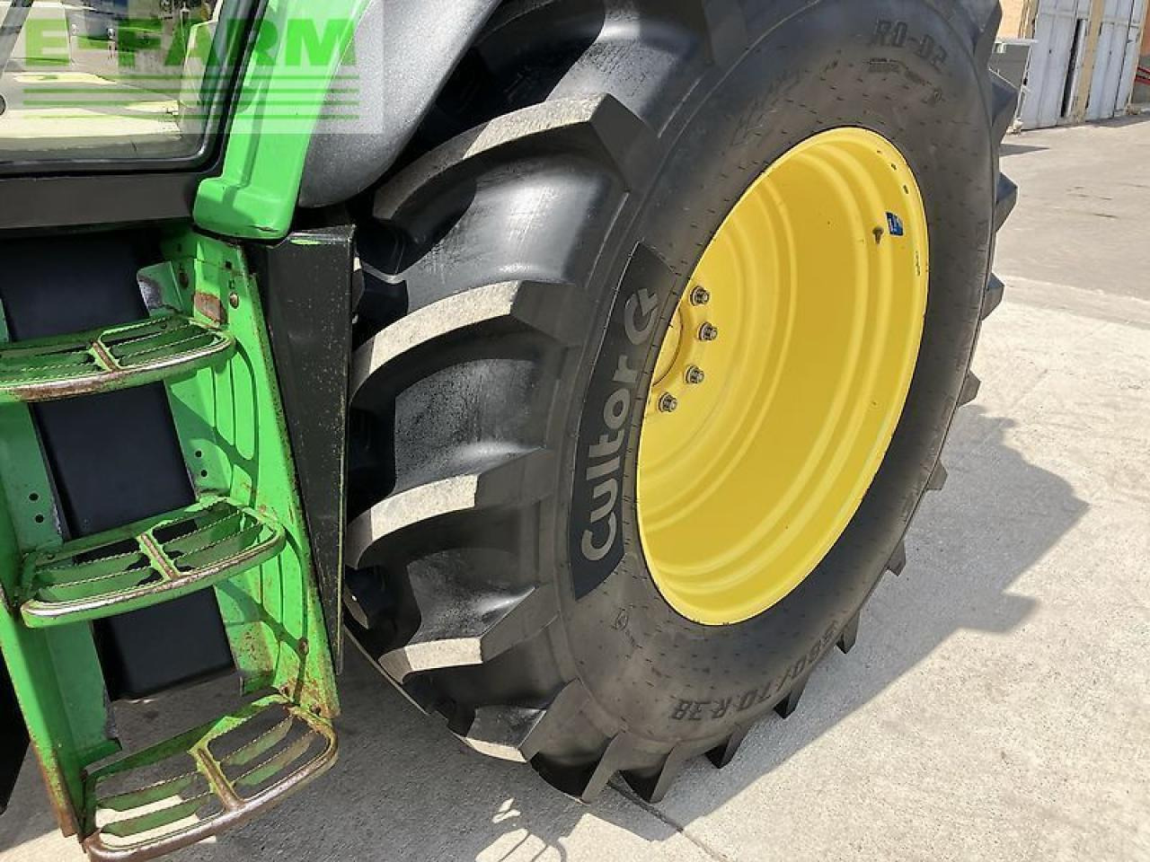 Farm tractor John Deere 6920 s *auto quad*: picture 19