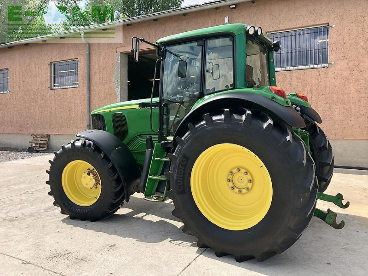 Farm tractor John Deere 6920 s *auto quad*: picture 18