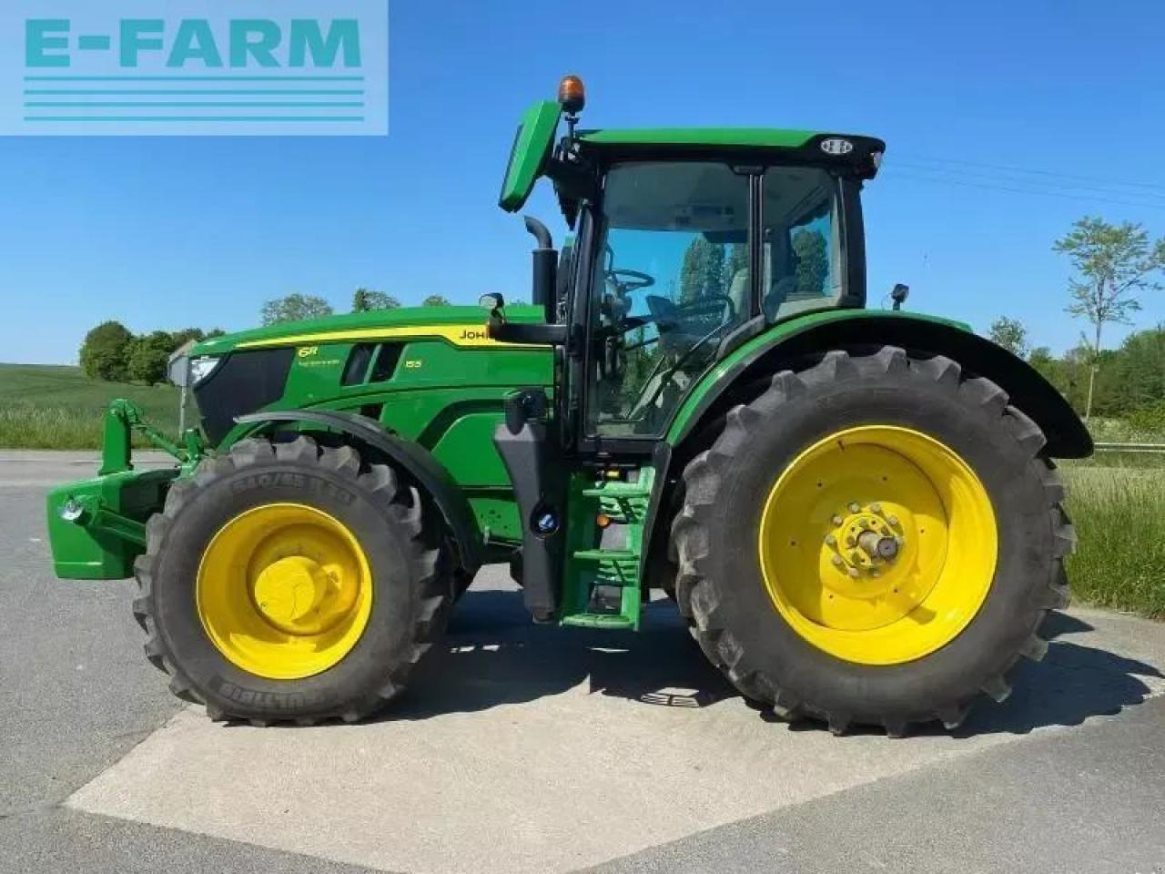 John Deere 6r 155 - Farm tractor: picture 3 John Deere 6r 155 - Farm tractor: picture 3