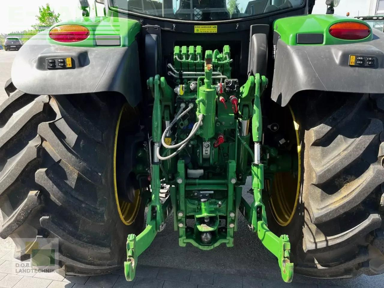 Farm tractor John Deere 6r 185: picture 6