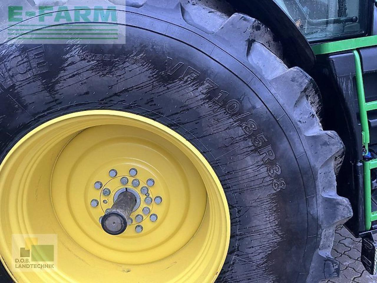 John Deere 6r 230 - Farm tractor: picture 5 John Deere 6r 230 - Farm tractor: picture 5