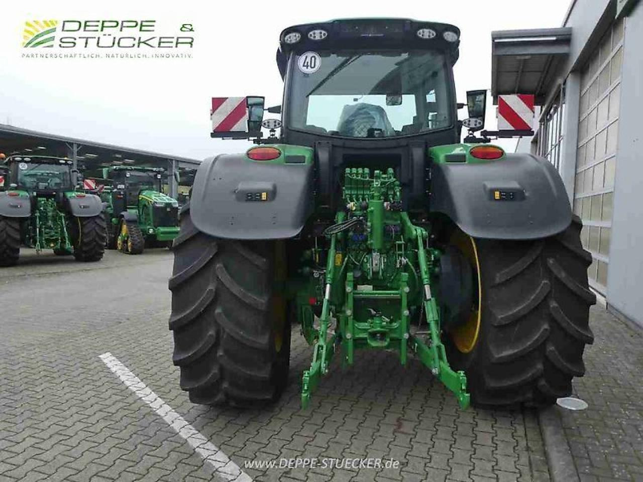 John Deere 6r 250 - Farm tractor: picture 4 John Deere 6r 250 - Farm tractor: picture 4
