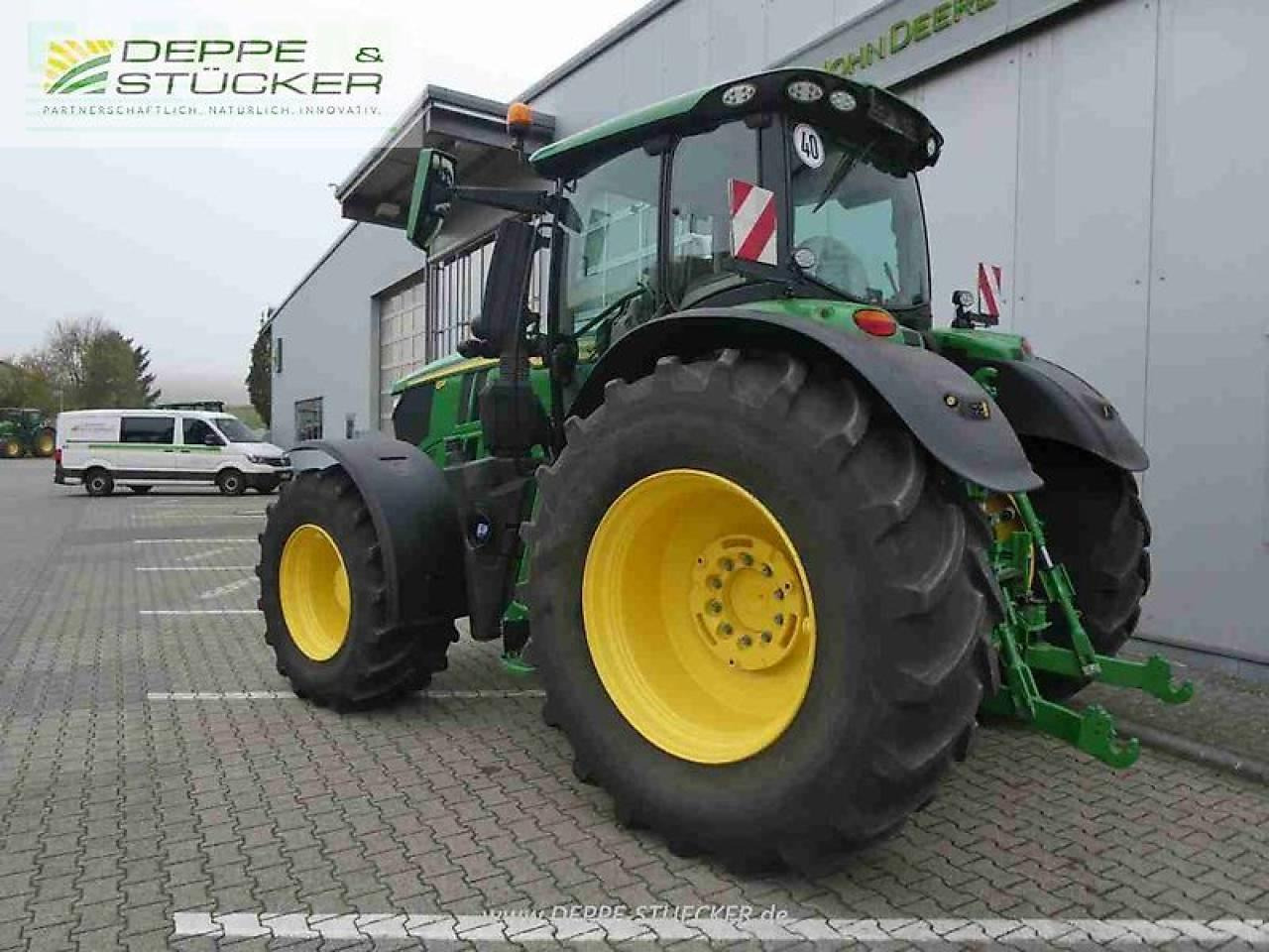 John Deere 6r 250 - Farm tractor: picture 3 John Deere 6r 250 - Farm tractor: picture 3