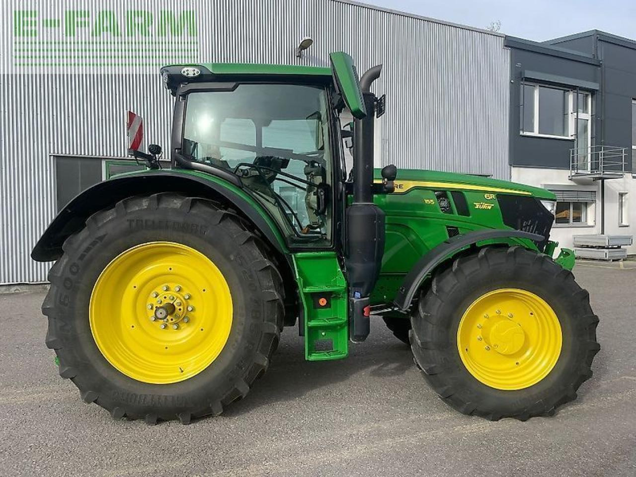 John Deere 6r155 / 6r 155 - Farm tractor: picture 1 John Deere 6r155 / 6r 155 - Farm tractor: picture 1