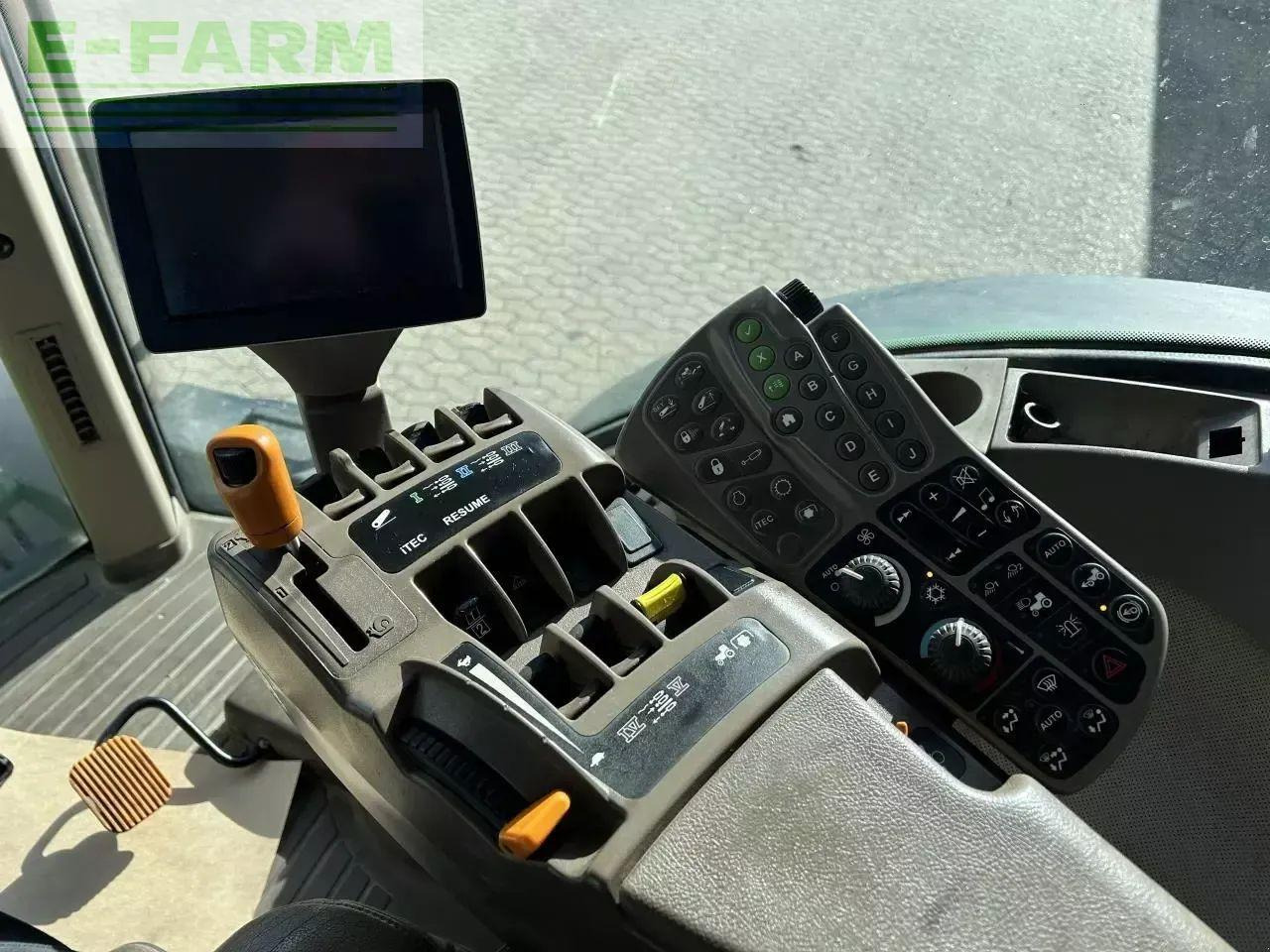 John Deere 7230r - Farm tractor: picture 3 John Deere 7230r - Farm tractor: picture 3