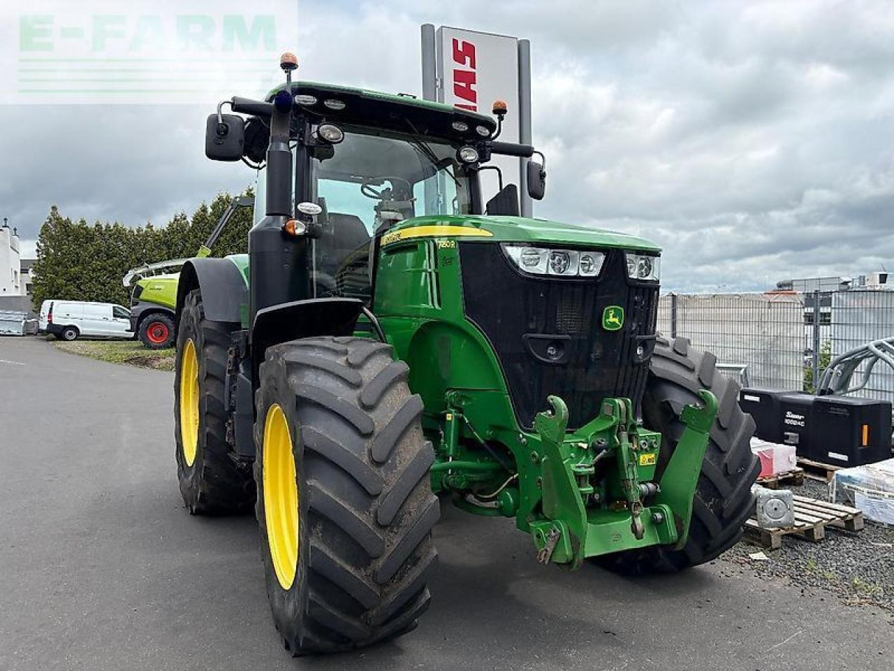 John Deere 7250 r - Farm tractor: picture 2 John Deere 7250 r - Farm tractor: picture 2
