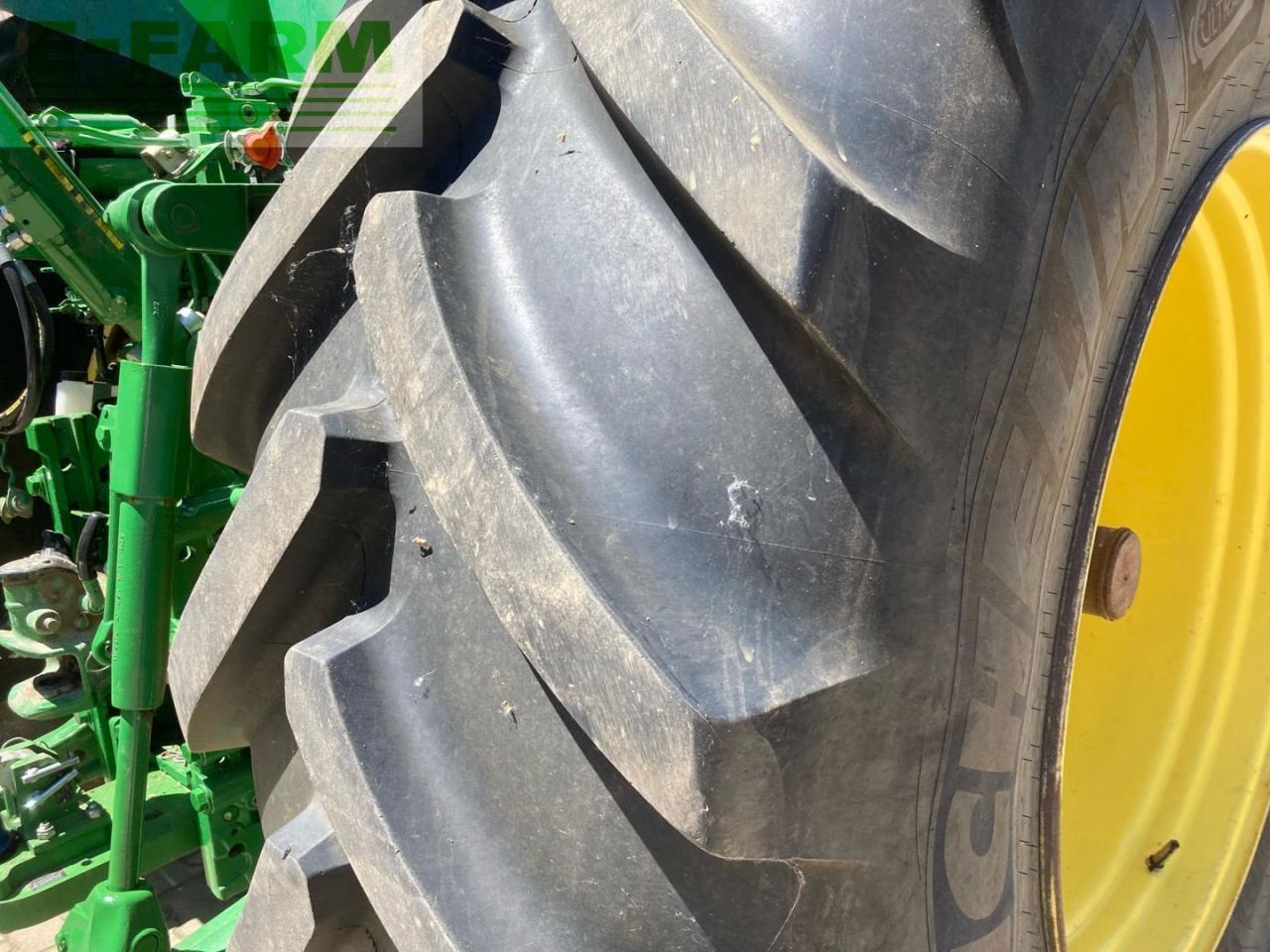 John Deere 7290R - Farm tractor: picture 5 John Deere 7290R - Farm tractor: picture 5