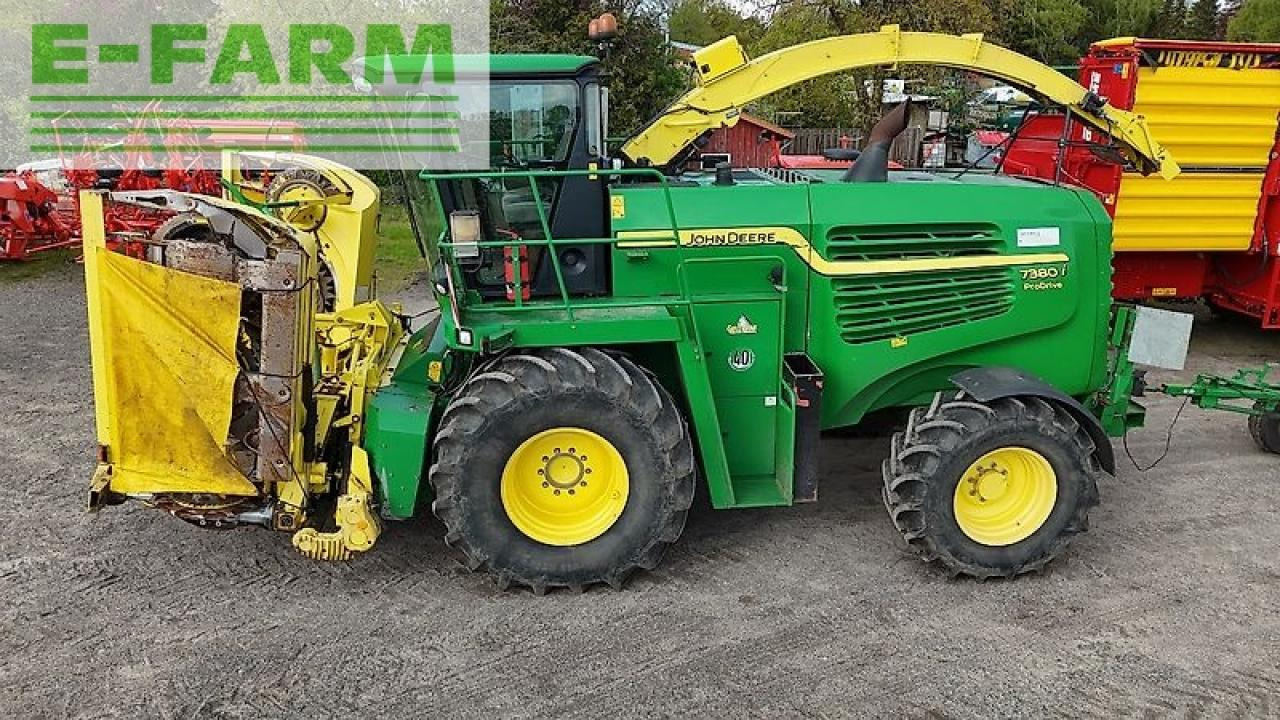 John Deere 7380 - Forage harvester: picture 1 John Deere 7380 - Forage harvester: picture 1