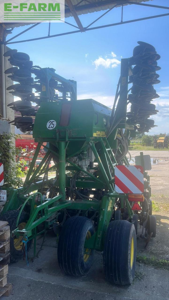 John Deere 750 A - Precision sowing machine: picture 4 John Deere 750 A - Precision sowing machine: picture 4