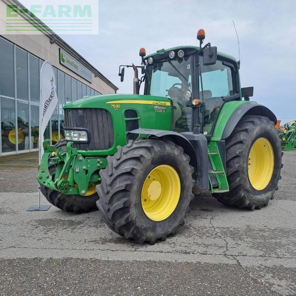 John Deere 7530 premium - Farm tractor: picture 1 John Deere 7530 premium - Farm tractor: picture 1