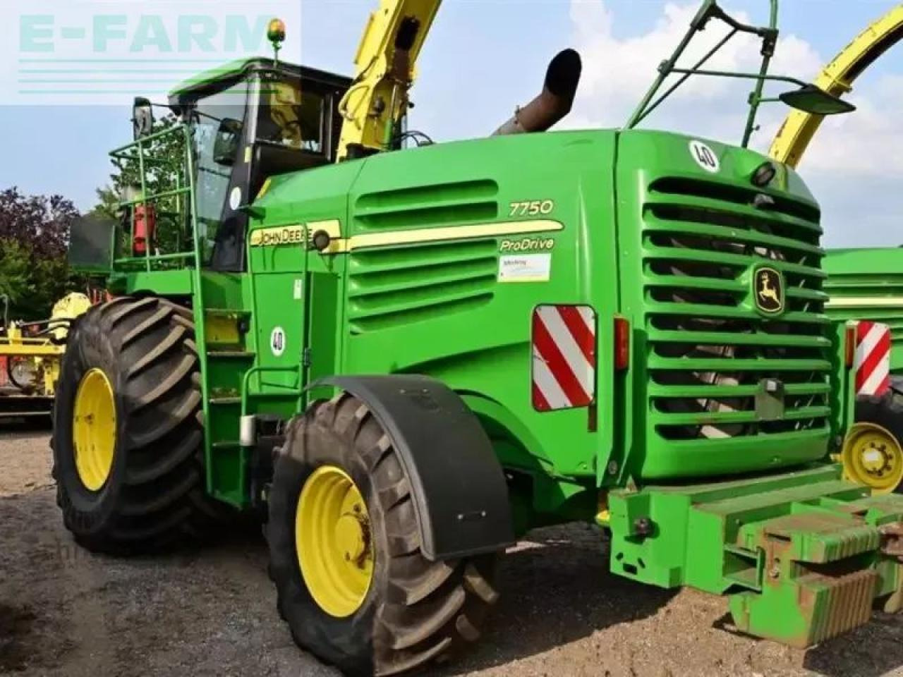 John Deere 7750i prodrive - Forage harvester: picture 3 John Deere 7750i prodrive - Forage harvester: picture 3