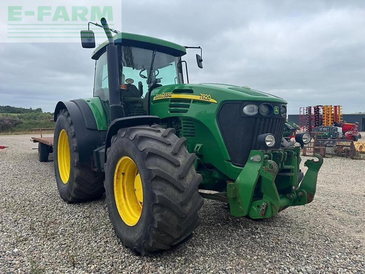 John Deere 7920 - Farm tractor: picture 2 John Deere 7920 - Farm tractor: picture 2