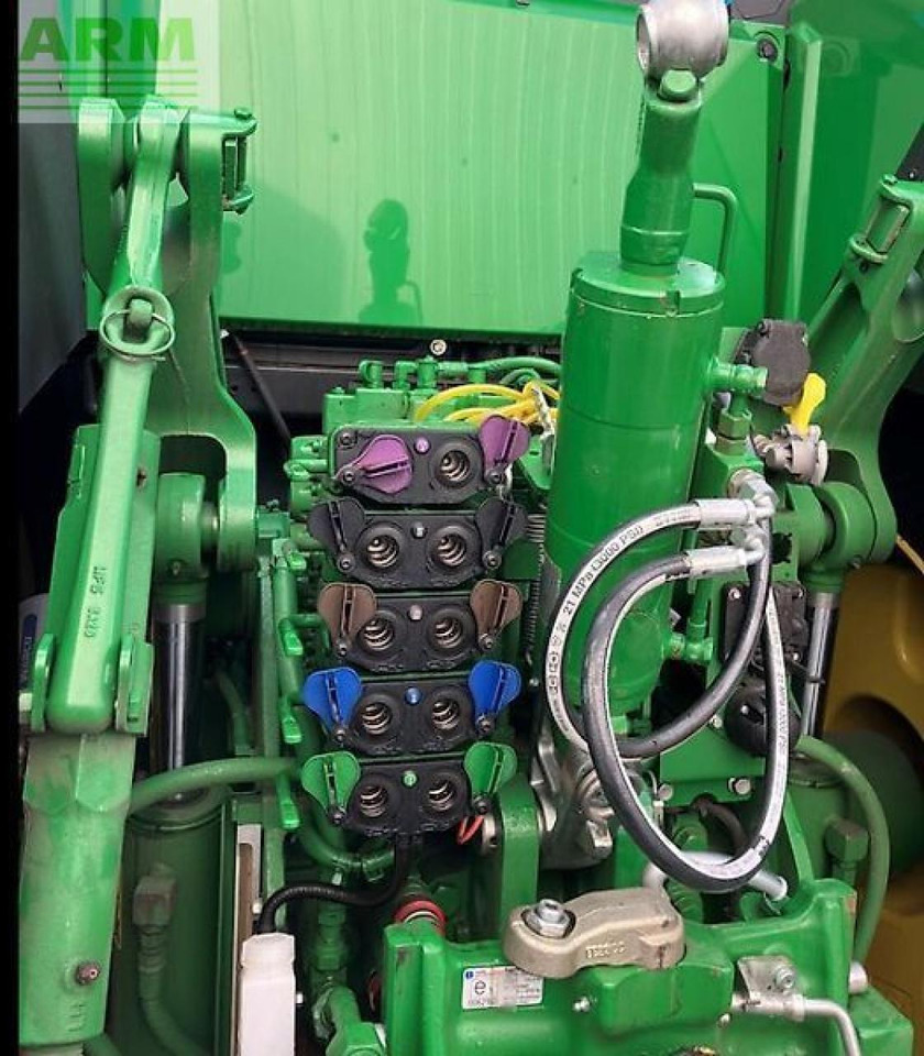 John Deere 7r 290 - Farm tractor: picture 3 John Deere 7r 290 - Farm tractor: picture 3