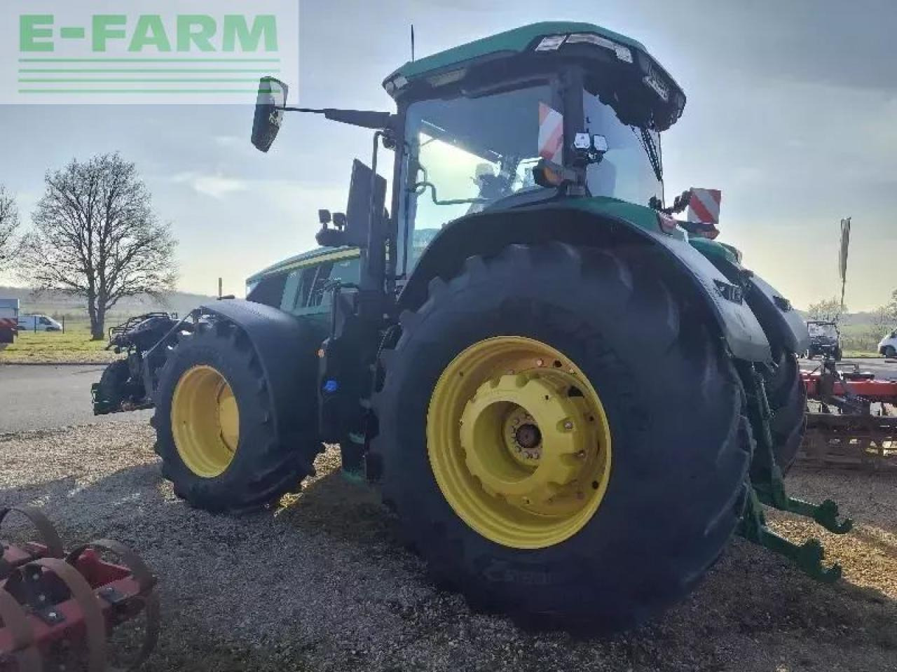 John Deere 7r 310 - Farm tractor: picture 4 John Deere 7r 310 - Farm tractor: picture 4