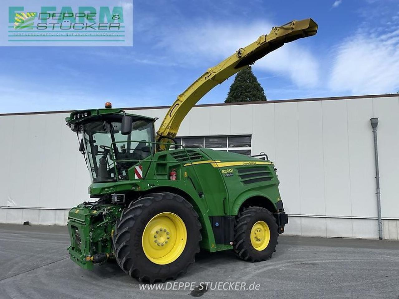 John Deere 8200i mit kemper 345 und kemper 639 - Forage harvester: picture 1 John Deere 8200i mit kemper 345 und kemper 639 - Forage harvester: picture 1