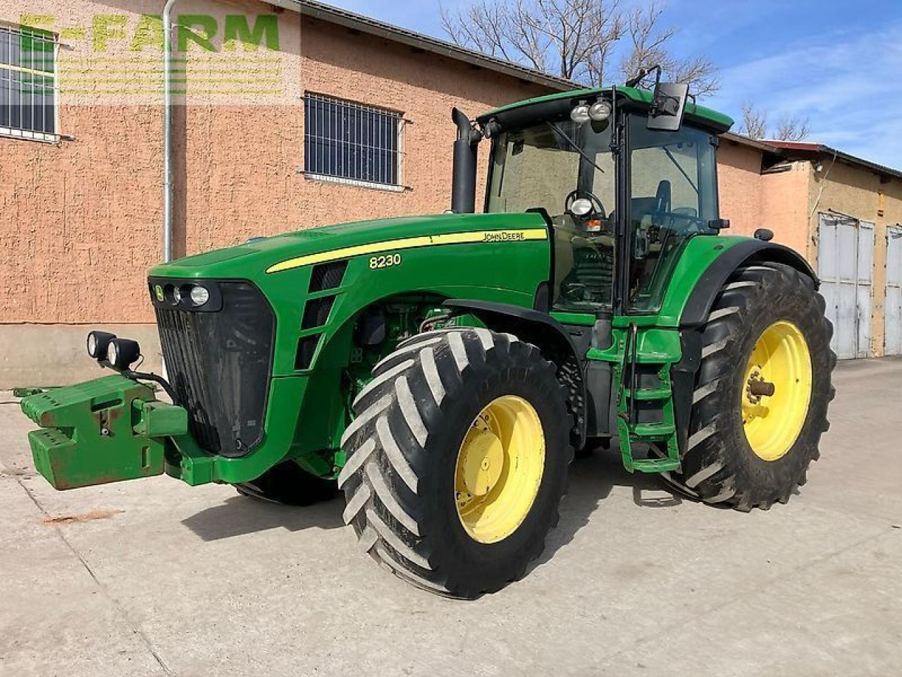 John Deere 8230 ils, powr shift - Farm tractor: picture 2 John Deere 8230 ils, powr shift - Farm tractor: picture 2