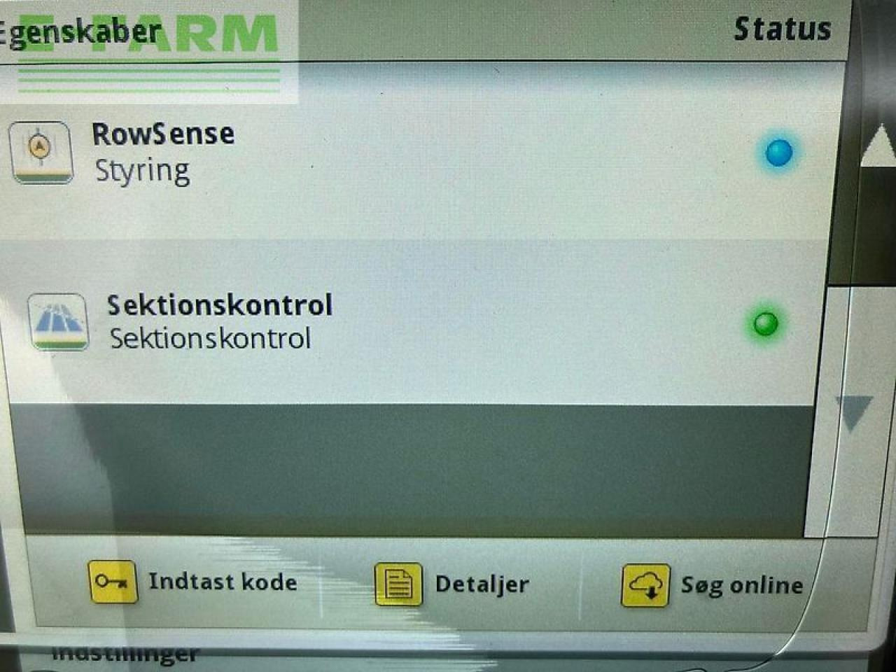 John Deere 8320r - Farm tractor: picture 5 John Deere 8320r - Farm tractor: picture 5