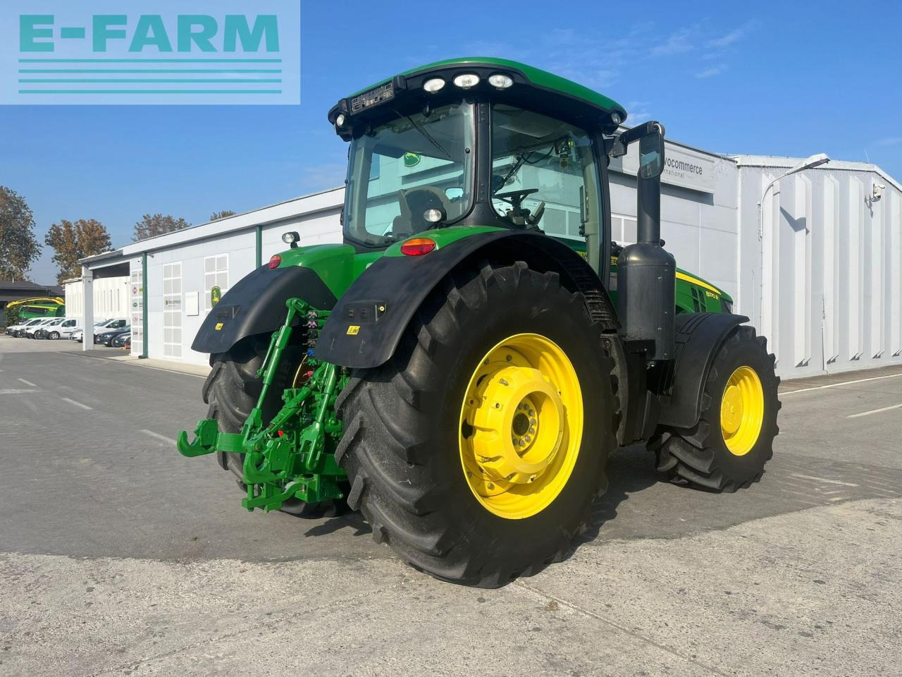 John Deere 8370R - Farm tractor: picture 5 John Deere 8370R - Farm tractor: picture 5