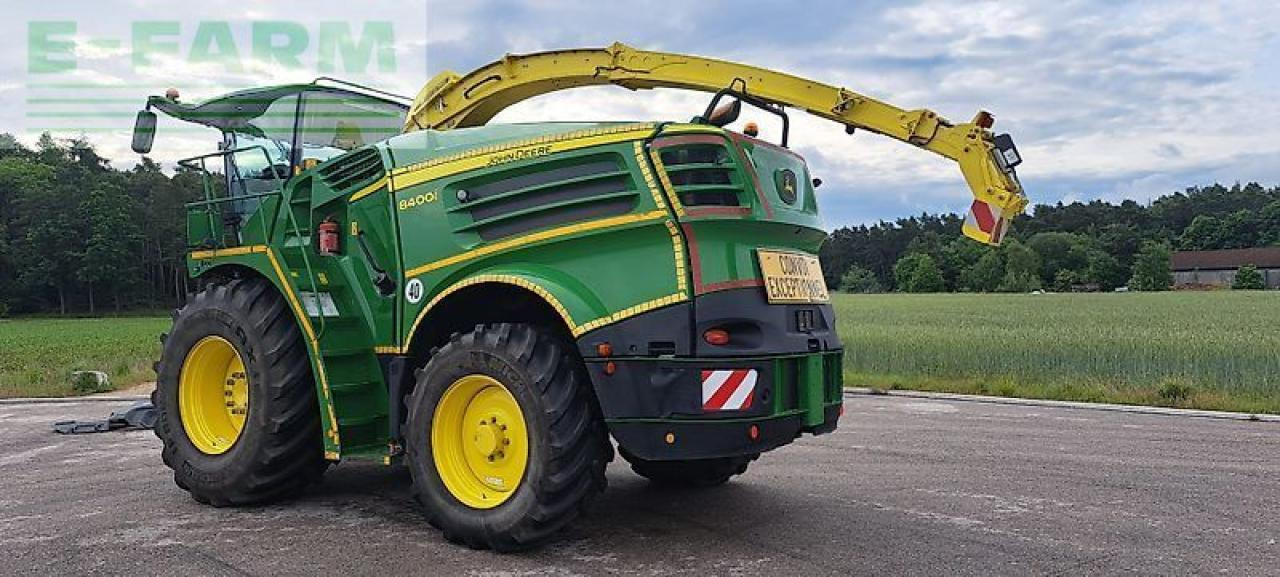 John Deere 8400 - Forage harvester: picture 3 John Deere 8400 - Forage harvester: picture 3