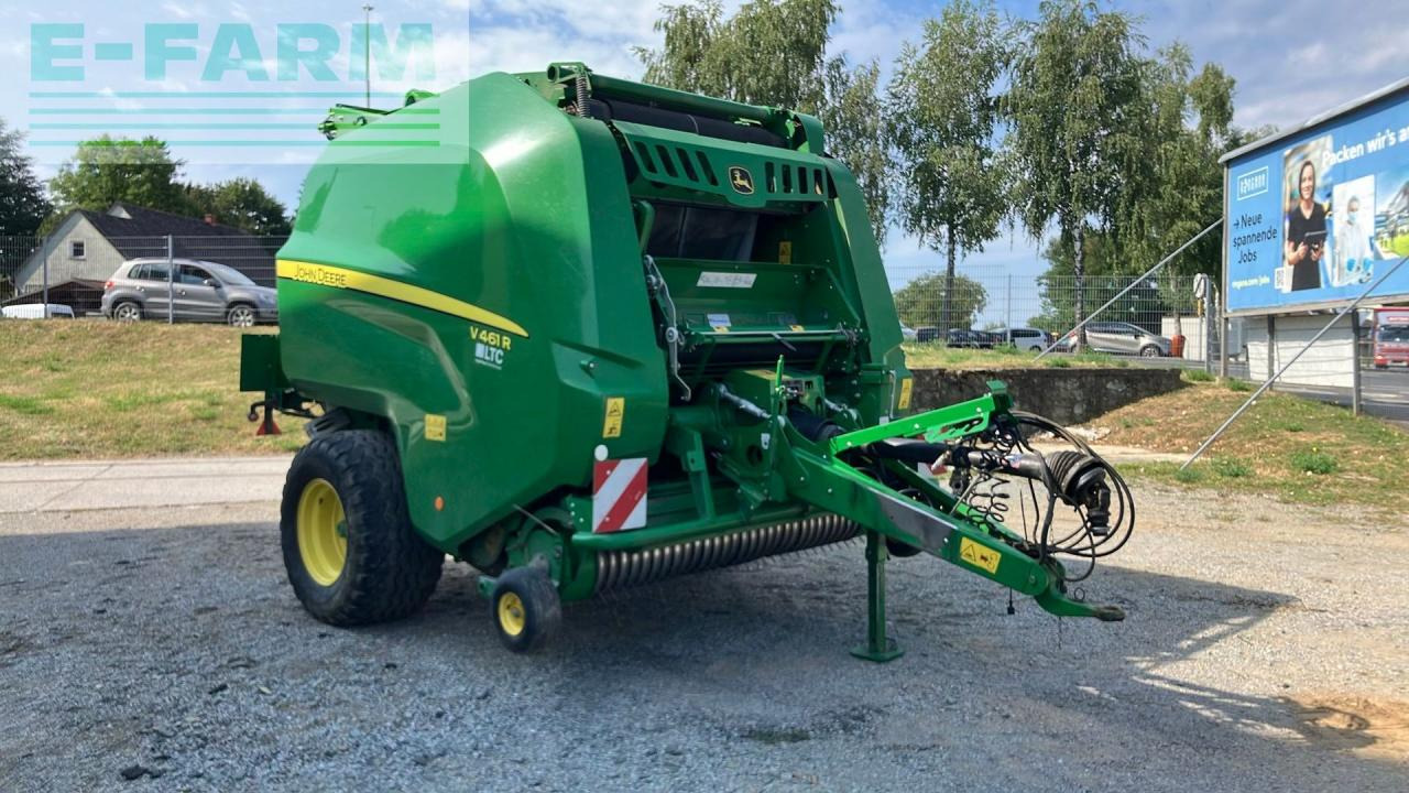 John Deere V461R - Square baler: picture 4 John Deere V461R - Square baler: picture 4