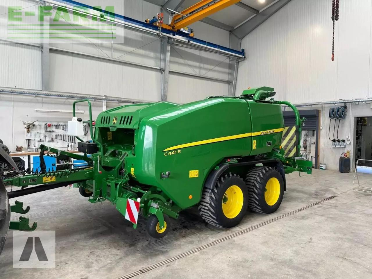 John Deere c441 r - Square baler: picture 1 John Deere c441 r - Square baler: picture 1