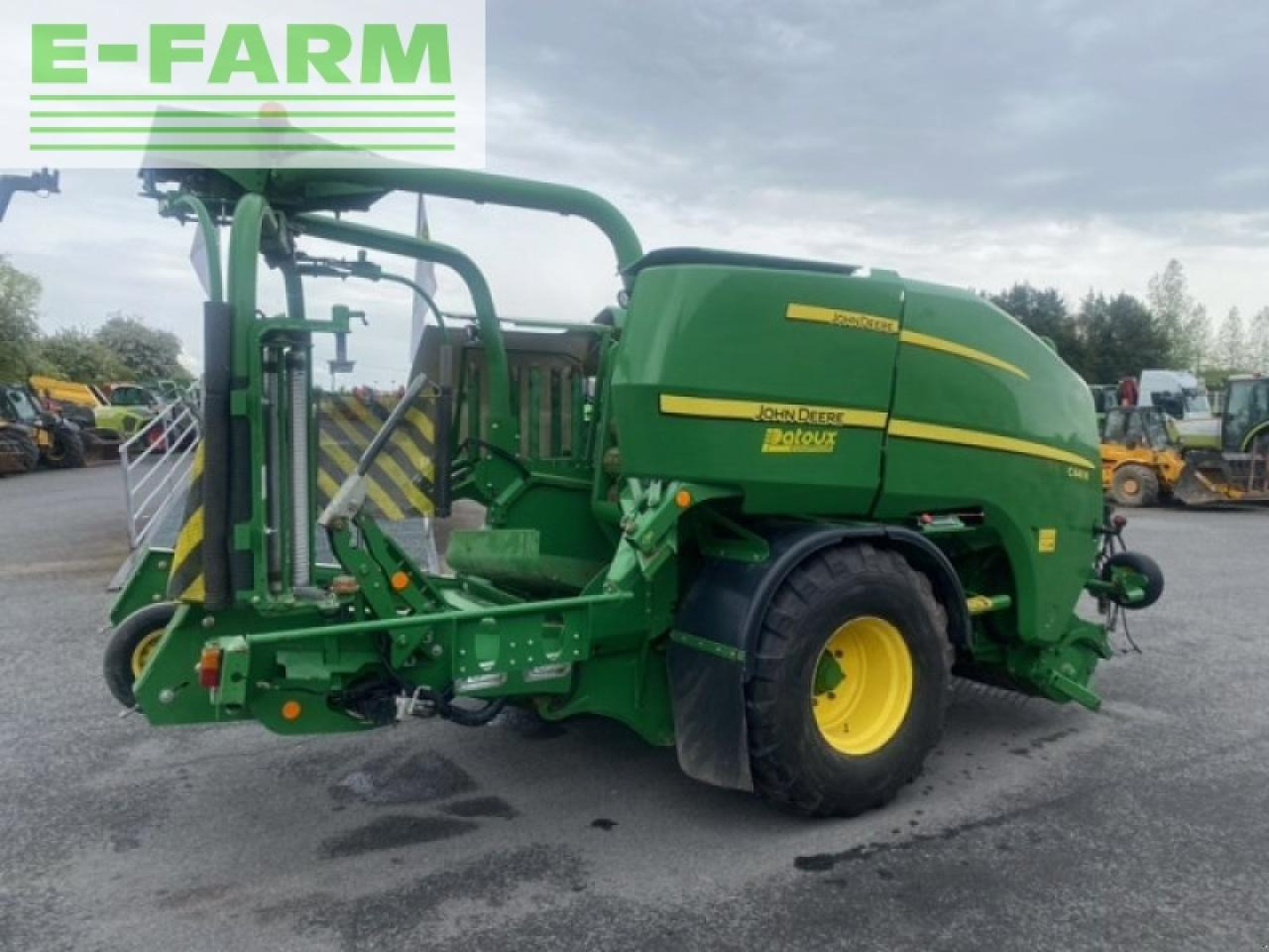 John Deere c441r - Square baler: picture 4 John Deere c441r - Square baler: picture 4