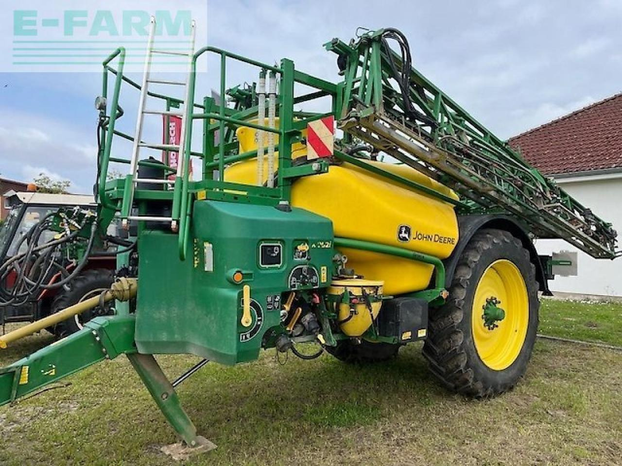 John Deere m952i - Trailed sprayer: picture 1 John Deere m952i - Trailed sprayer: picture 1