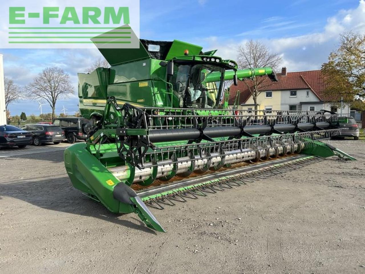 John Deere s685i - Combine harvester: picture 3 John Deere s685i - Combine harvester: picture 3