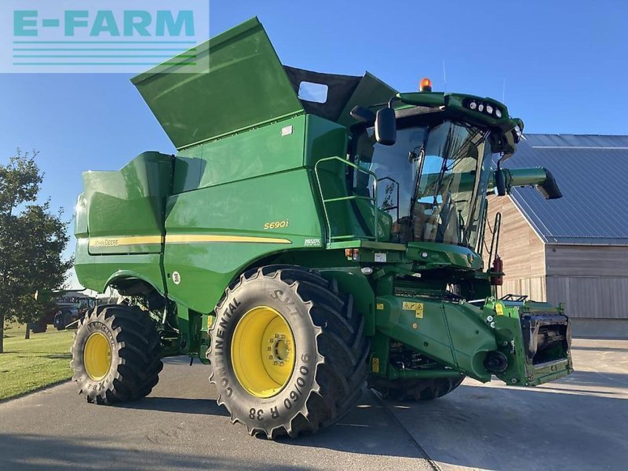 John Deere s690i - Combine harvester: picture 1 John Deere s690i - Combine harvester: picture 1