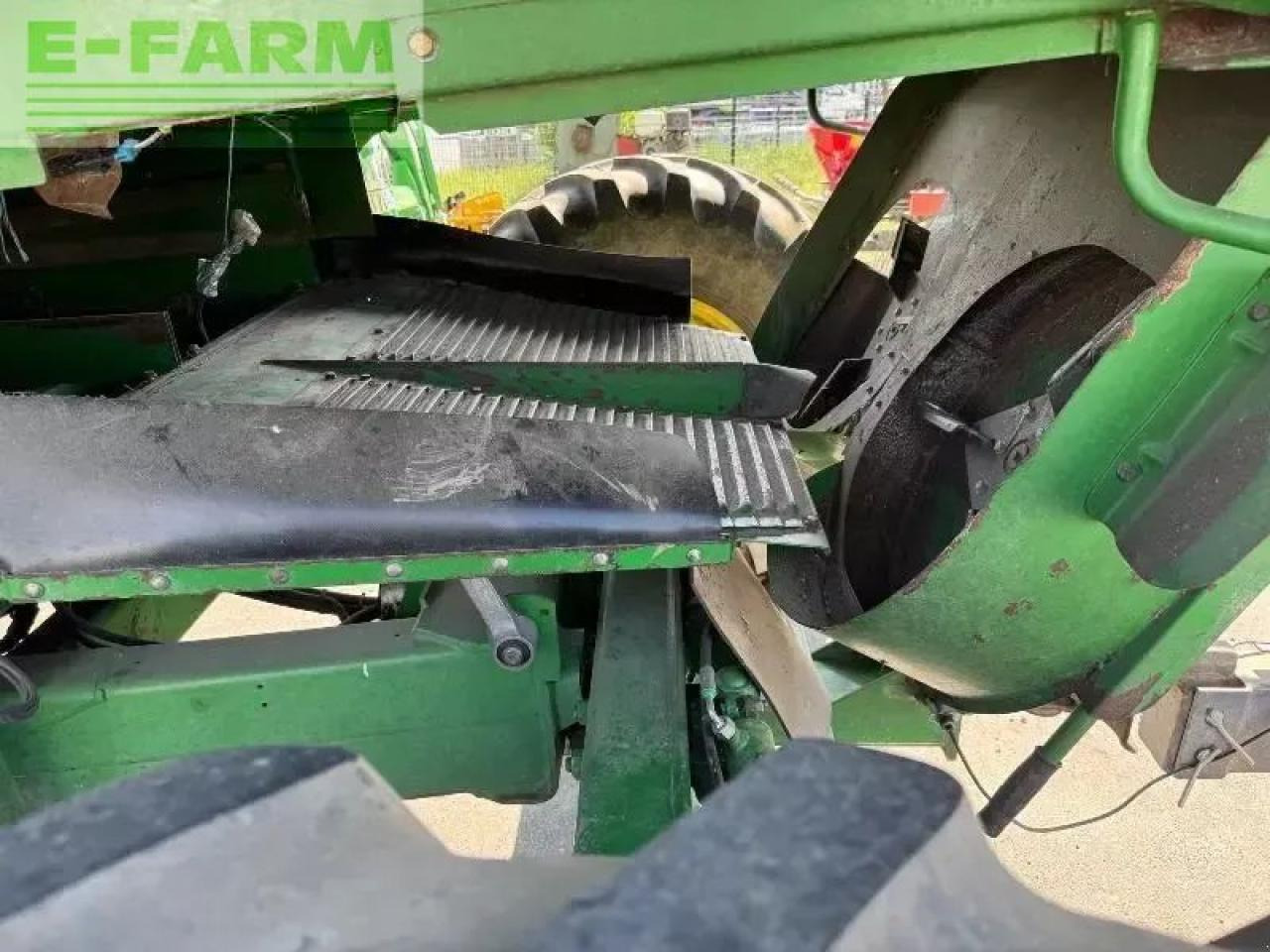 John Deere t560 - Combine harvester: picture 5 John Deere t560 - Combine harvester: picture 5