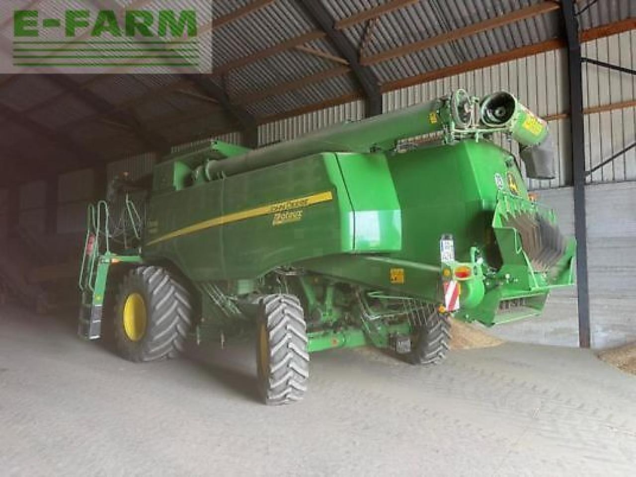 John Deere t660 - Combine harvester: picture 1 John Deere t660 - Combine harvester: picture 1