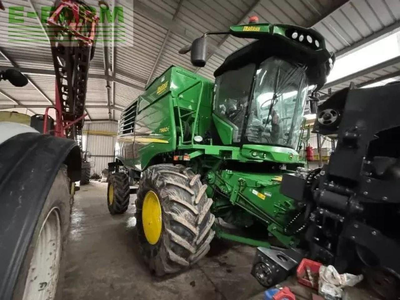 John Deere t660 - Combine harvester: picture 2 John Deere t660 - Combine harvester: picture 2