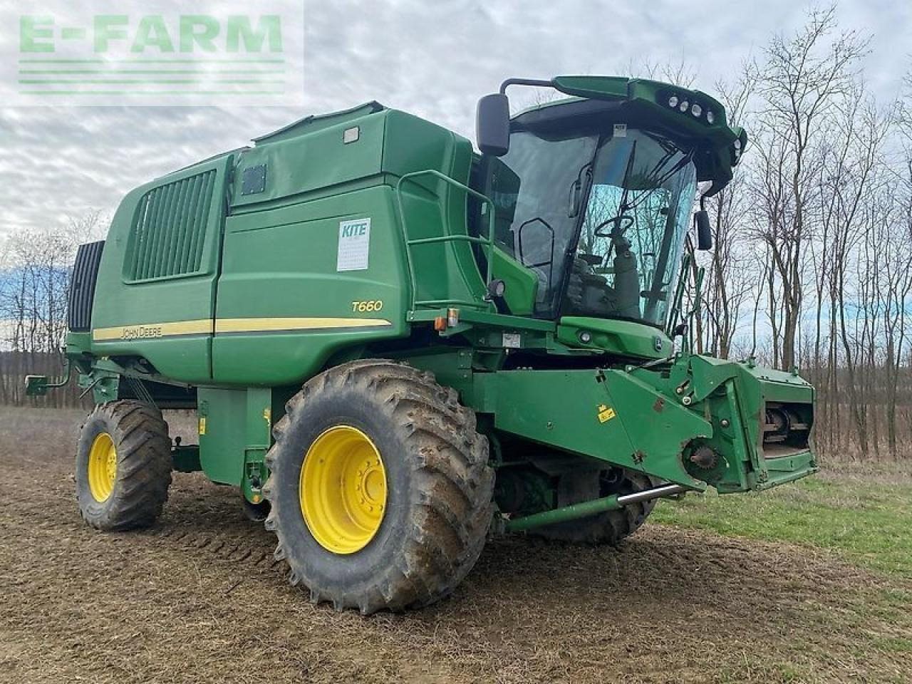 John Deere t660 - Combine harvester: picture 2 John Deere t660 - Combine harvester: picture 2