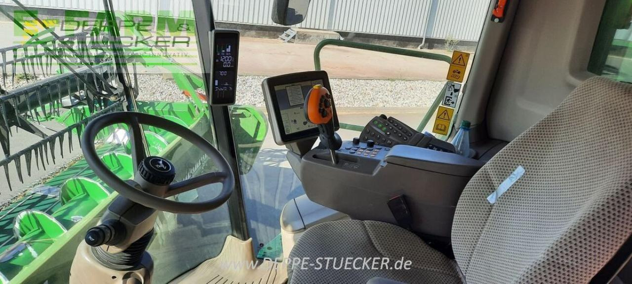 John Deere t670 - Combine harvester: picture 2 John Deere t670 - Combine harvester: picture 2