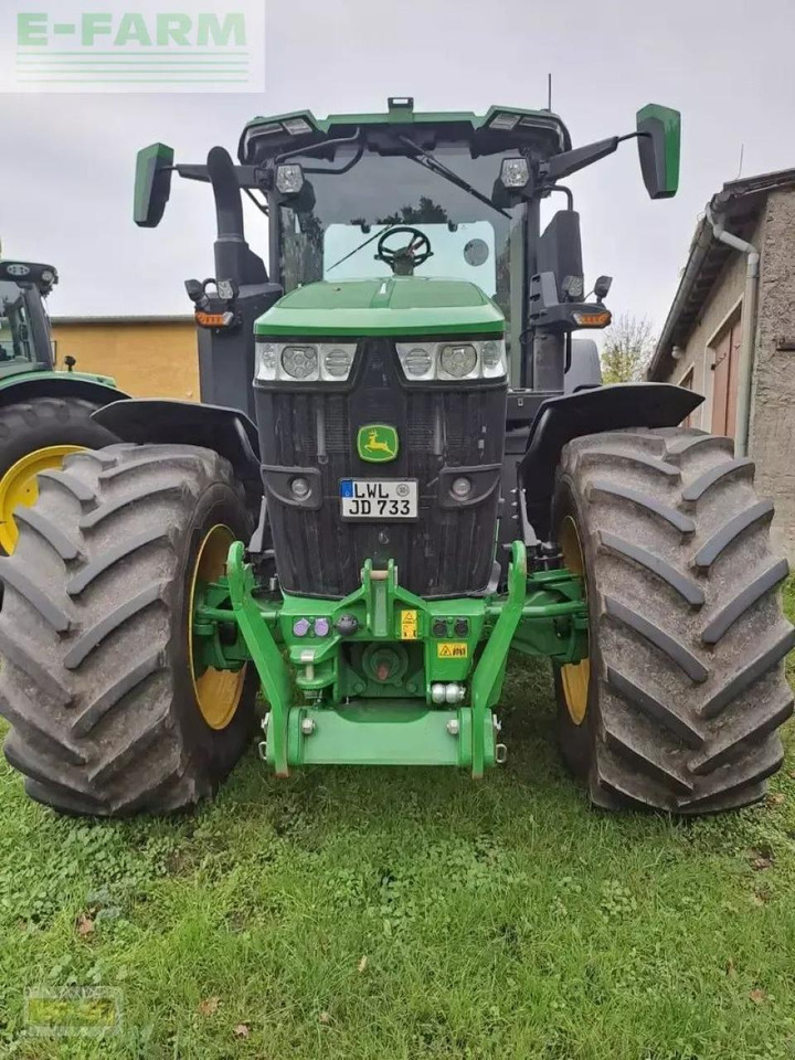 John Deere traktor 7r330 - Farm tractor: picture 2 John Deere traktor 7r330 - Farm tractor: picture 2