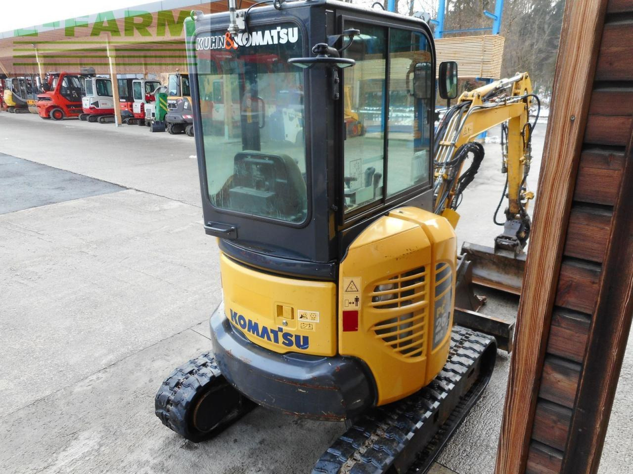 Komatsu pc 26mr-3 ( 2.710kg ) mit powertilt - Mini excavator: picture 4 Komatsu pc 26mr-3 ( 2.710kg ) mit powertilt - Mini excavator: picture 4