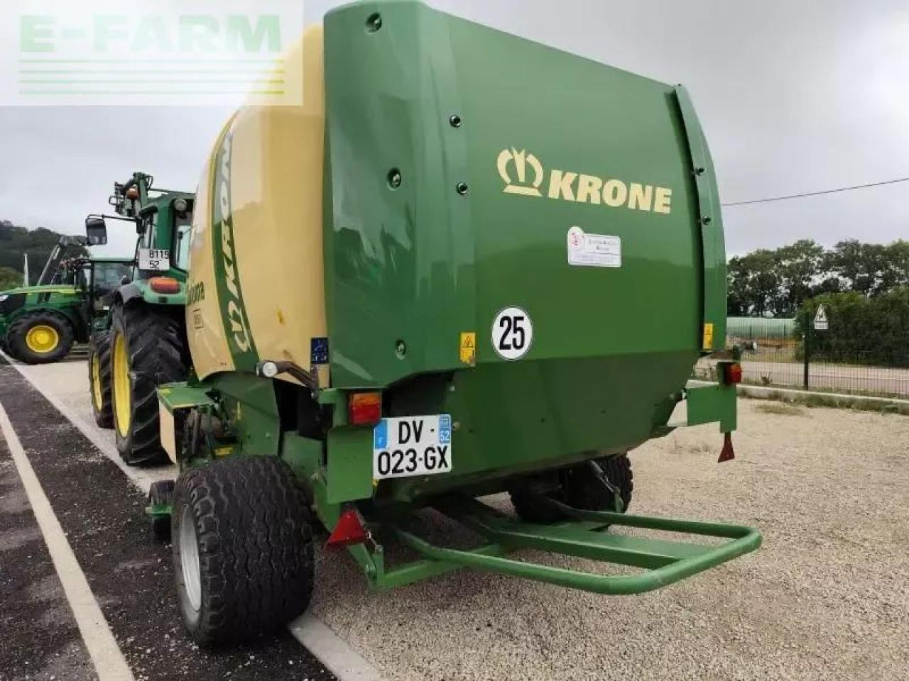 Krone v 1500 - Square baler: picture 4 Krone v 1500 - Square baler: picture 4
