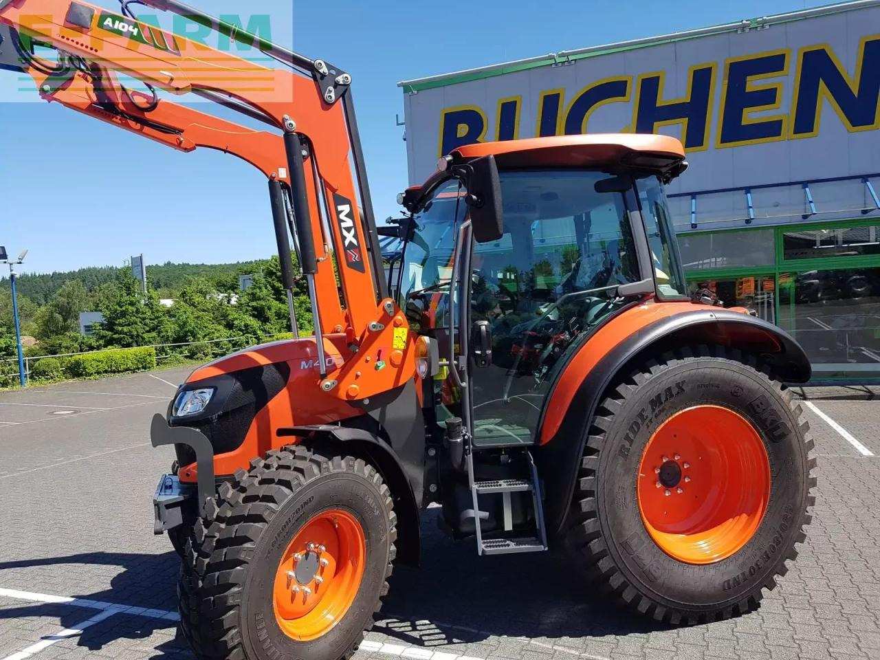 Farm tractor Kubota m4-073cab: picture 12