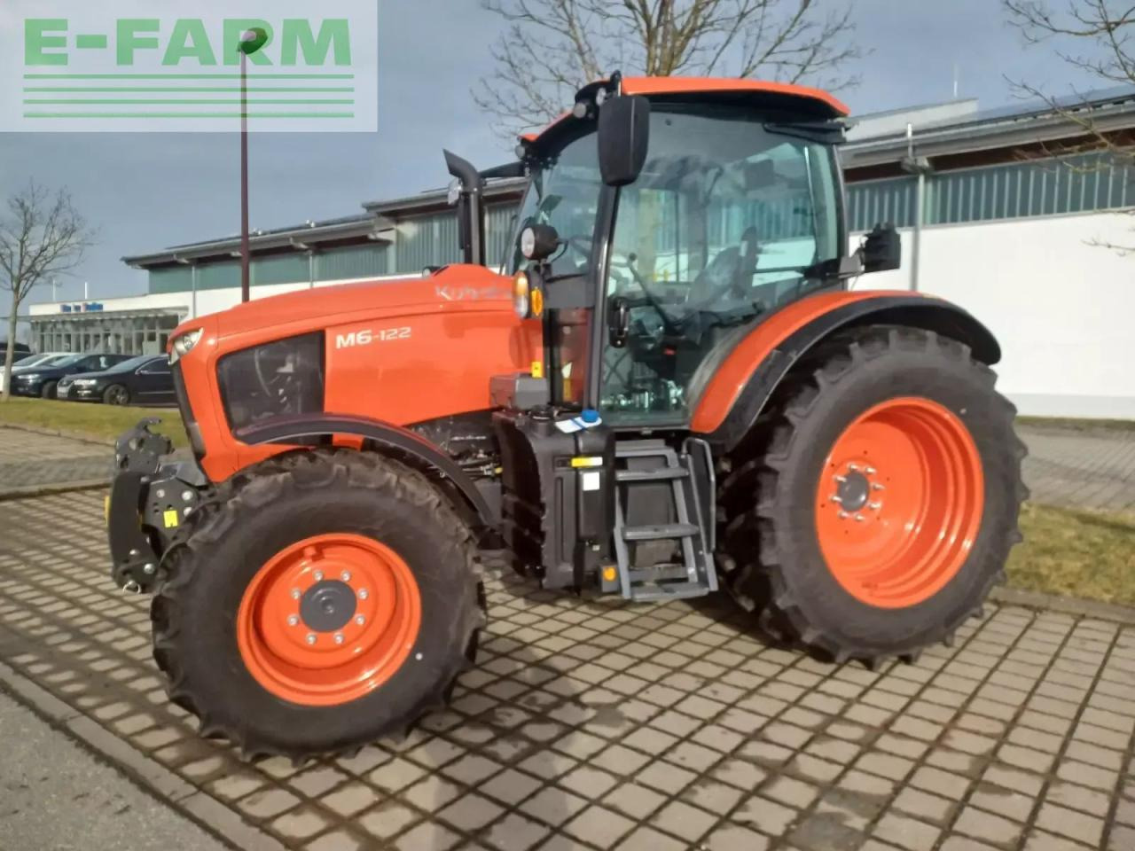Kubota m6-122 - Farm tractor: picture 1 Kubota m6-122 - Farm tractor: picture 1