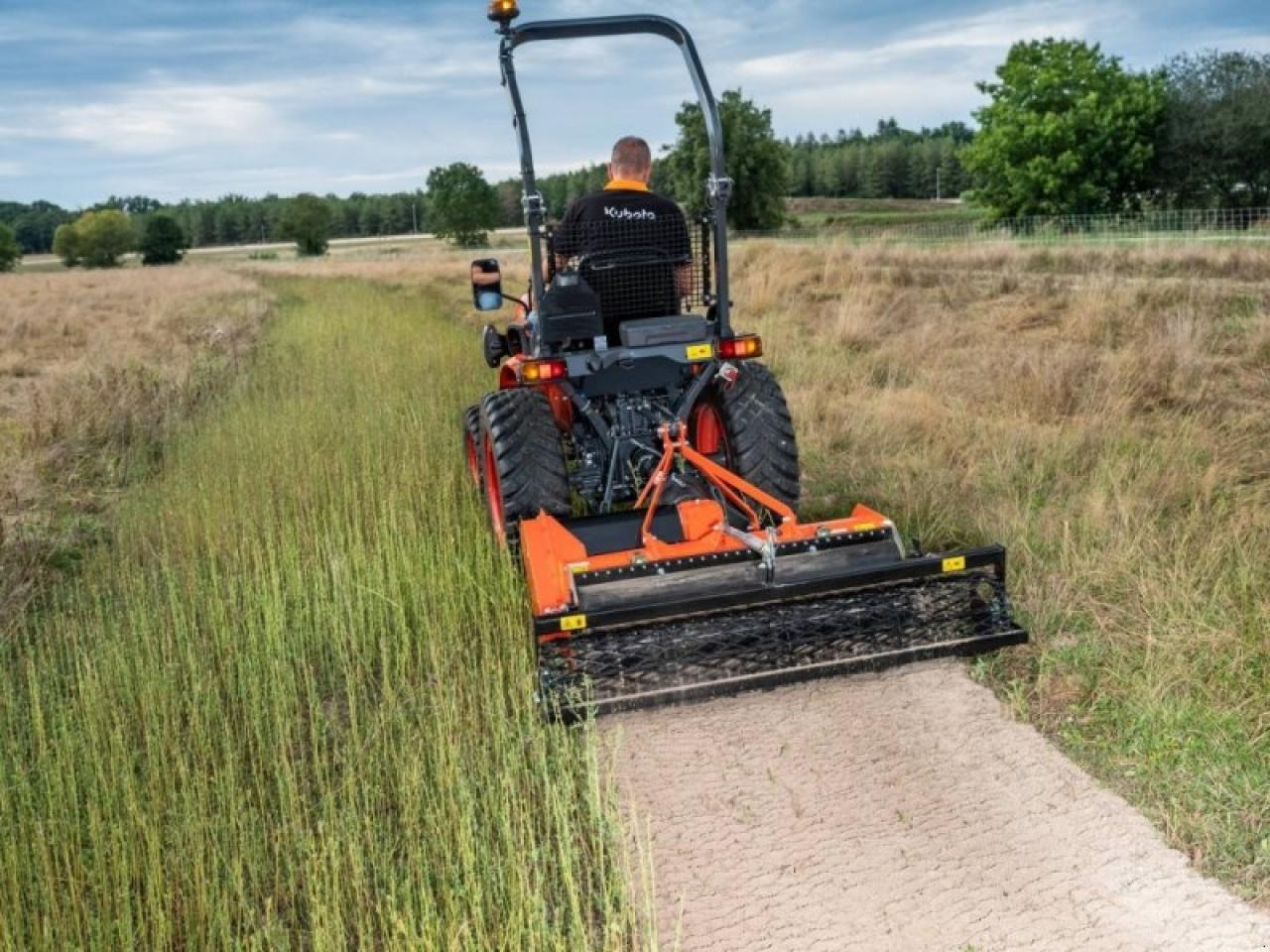 Kubota tst150 umkehrfräse - Soil tillage equipment: picture 1 Kubota tst150 umkehrfräse - Soil tillage equipment: picture 1