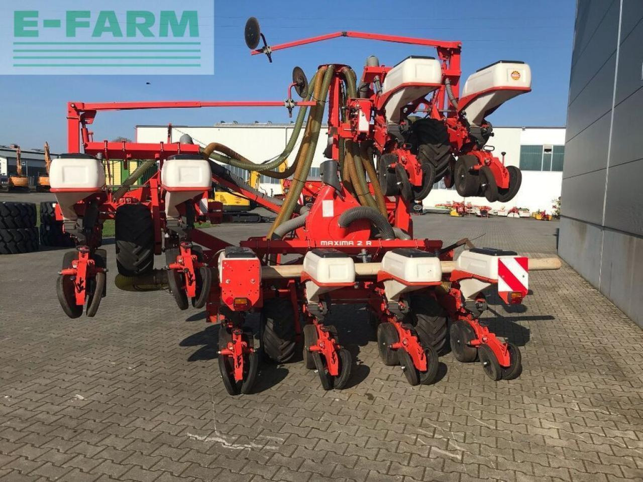 Kuhn maxima 2 - Precision sowing machine: picture 4 Kuhn maxima 2 - Precision sowing machine: picture 4