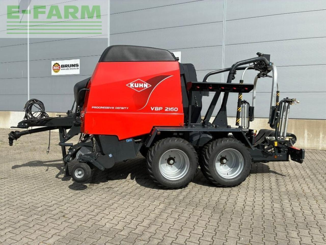 Kuhn vbp 2160 oc 14 - Square baler: picture 2 Kuhn vbp 2160 oc 14 - Square baler: picture 2